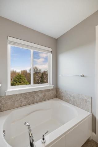 3166 Countryside Avenue Woodbury MN 55129