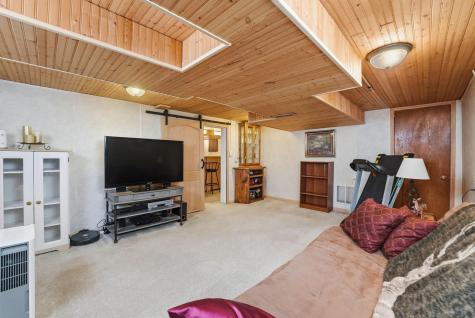 573 Stearns Avenue E Eden Valley MN 55329