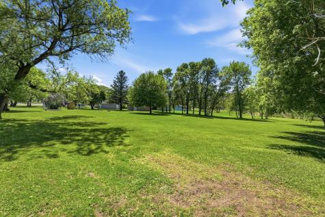 573 Stearns Avenue E Eden Valley MN 55329