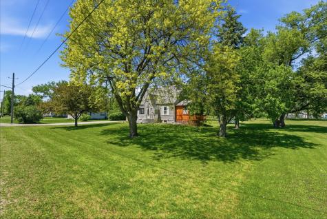 573 Stearns Avenue E Eden Valley MN 55329