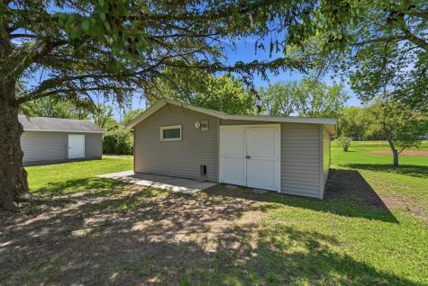 573 Stearns Avenue E Eden Valley MN 55329