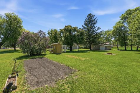 573 Stearns Avenue E Eden Valley MN 55329