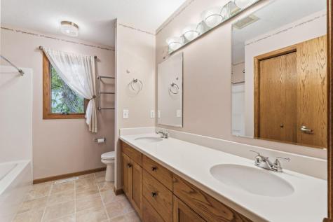 1508 Lockwood Drive Northfield MN 55057