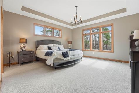 1978 Thom Drive Arden Hills MN 55112
