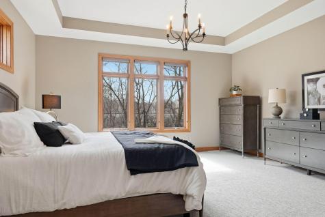 1978 Thom Drive Arden Hills MN 55112