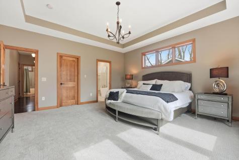 1978 Thom Drive Arden Hills MN 55112