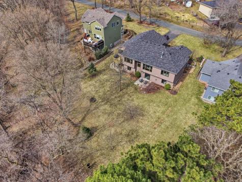 1978 Thom Drive Arden Hills MN 55112
