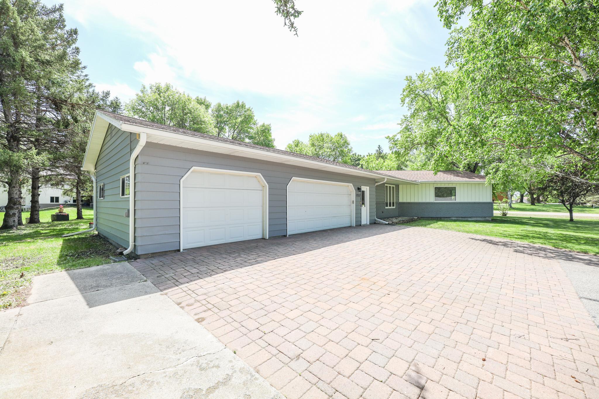 1202 Ridgeview Terrace NE Alexandria MN 56308