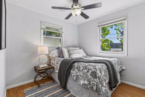 991 Minnehaha Avenue W Saint Paul MN 55104