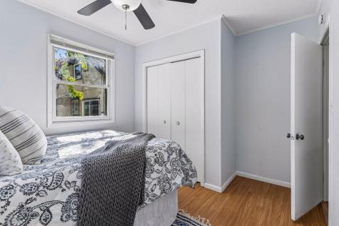 991 Minnehaha Avenue W Saint Paul MN 55104