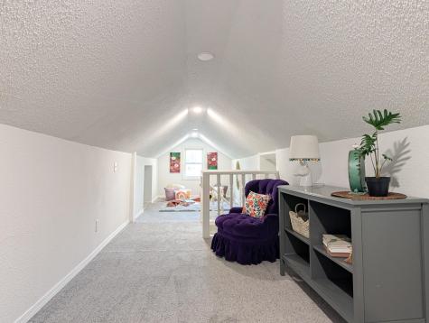 991 Minnehaha Avenue W Saint Paul MN 55104