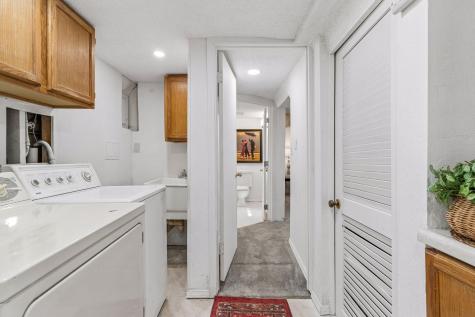 991 Minnehaha Avenue W Saint Paul MN 55104