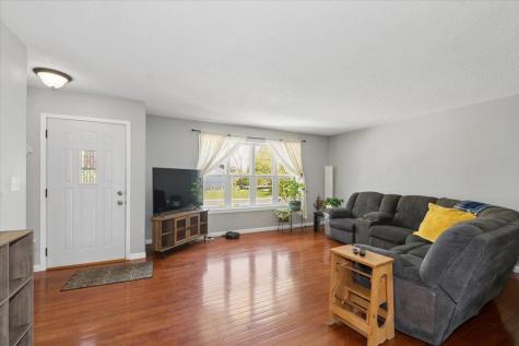752 Lathrop Drive Northfield MN 55057