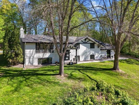 17046 Chiltern Hills Road Minnetonka MN 55345