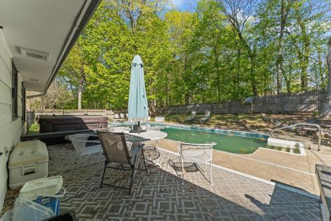 17046 Chiltern Hills Road Minnetonka MN 55345