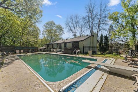 17046 Chiltern Hills Road Minnetonka MN 55345