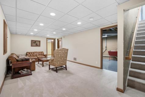 6929 Glenwood Avenue Golden Valley MN 55427