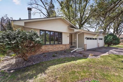 6929 Glenwood Avenue Golden Valley MN 55427