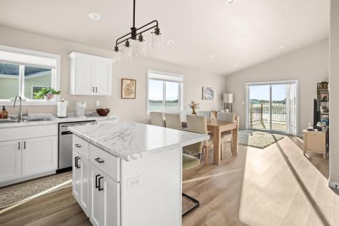 7791 Cub Creek Way Horace ND 58047