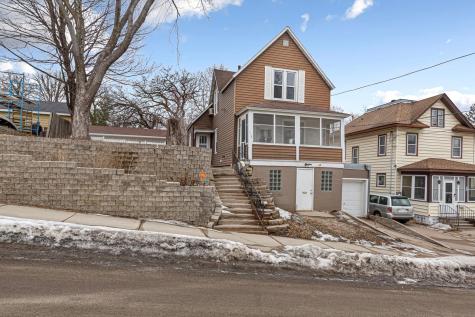 118 1st Street SW Faribault MN 55021