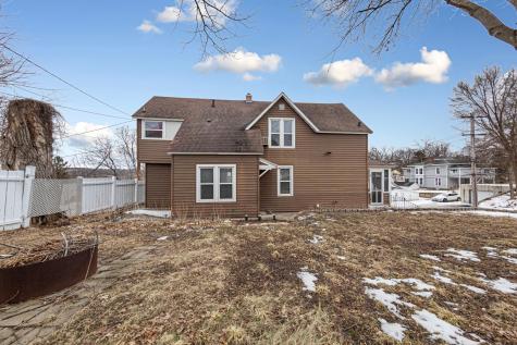 118 1st Street SW Faribault MN 55021