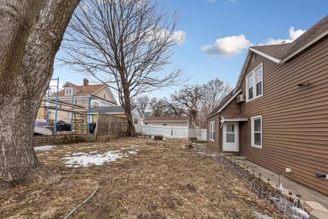 118 1st Street SW Faribault MN 55021