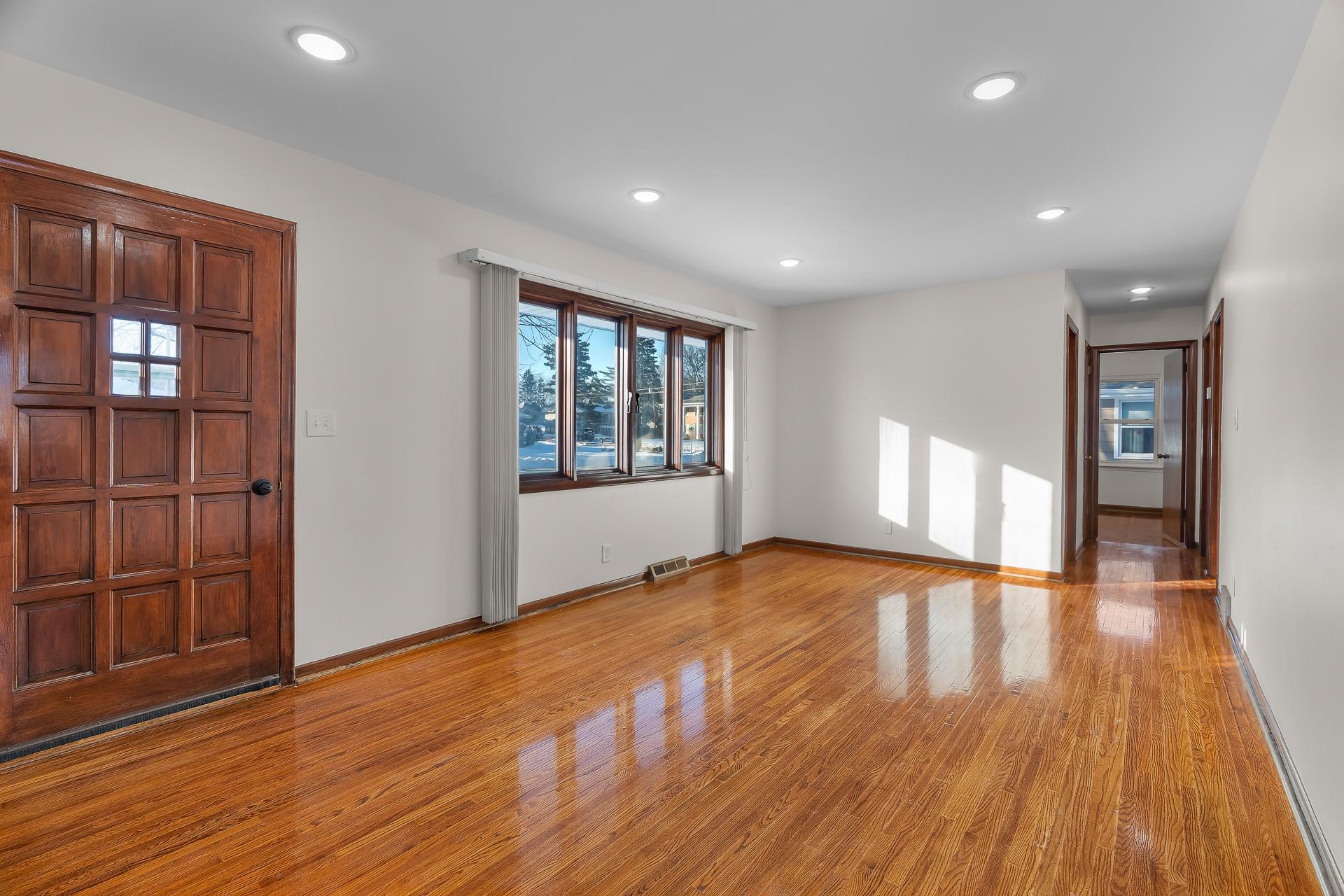 9109 Queen Avenue S Bloomington MN 55431