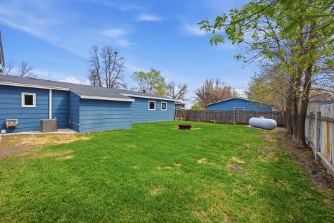 514 Chapin Drive Harwood ND 58042