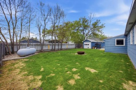 514 Chapin Drive Harwood ND 58042