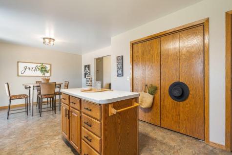 4437 Old Wells Road Eau Claire WI 54703