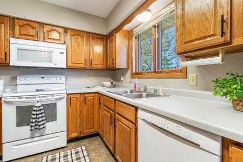 4437 Old Wells Road Eau Claire WI 54703