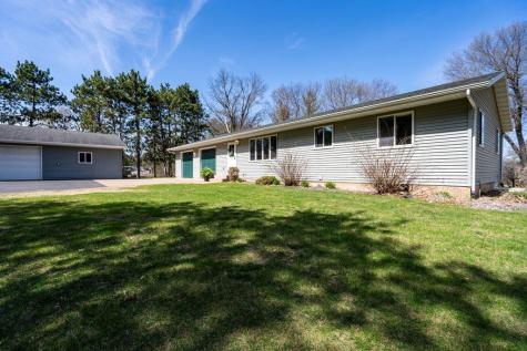 4437 Old Wells Road Eau Claire WI 54703