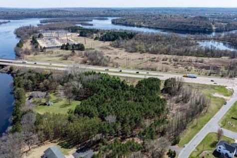4437 Old Wells Road Eau Claire WI 54703
