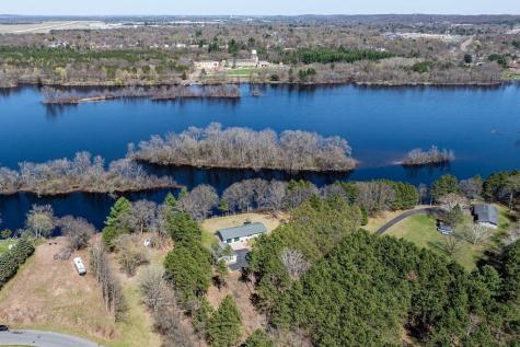 4437 Old Wells Road Eau Claire WI 54703
