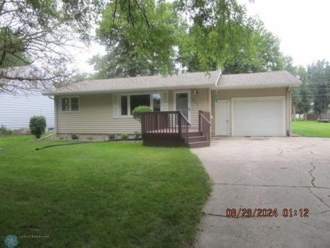 805 4th Street S Wahpeton ND 58075
