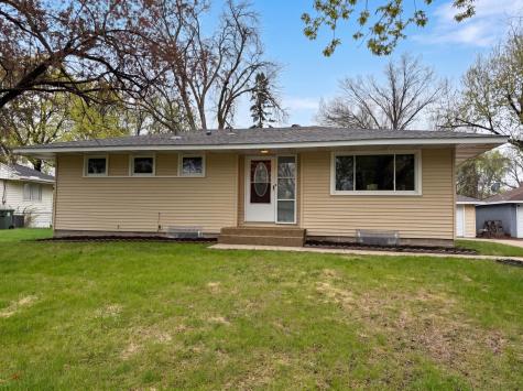 2807 Ohenry Road Brooklyn Center MN 55430