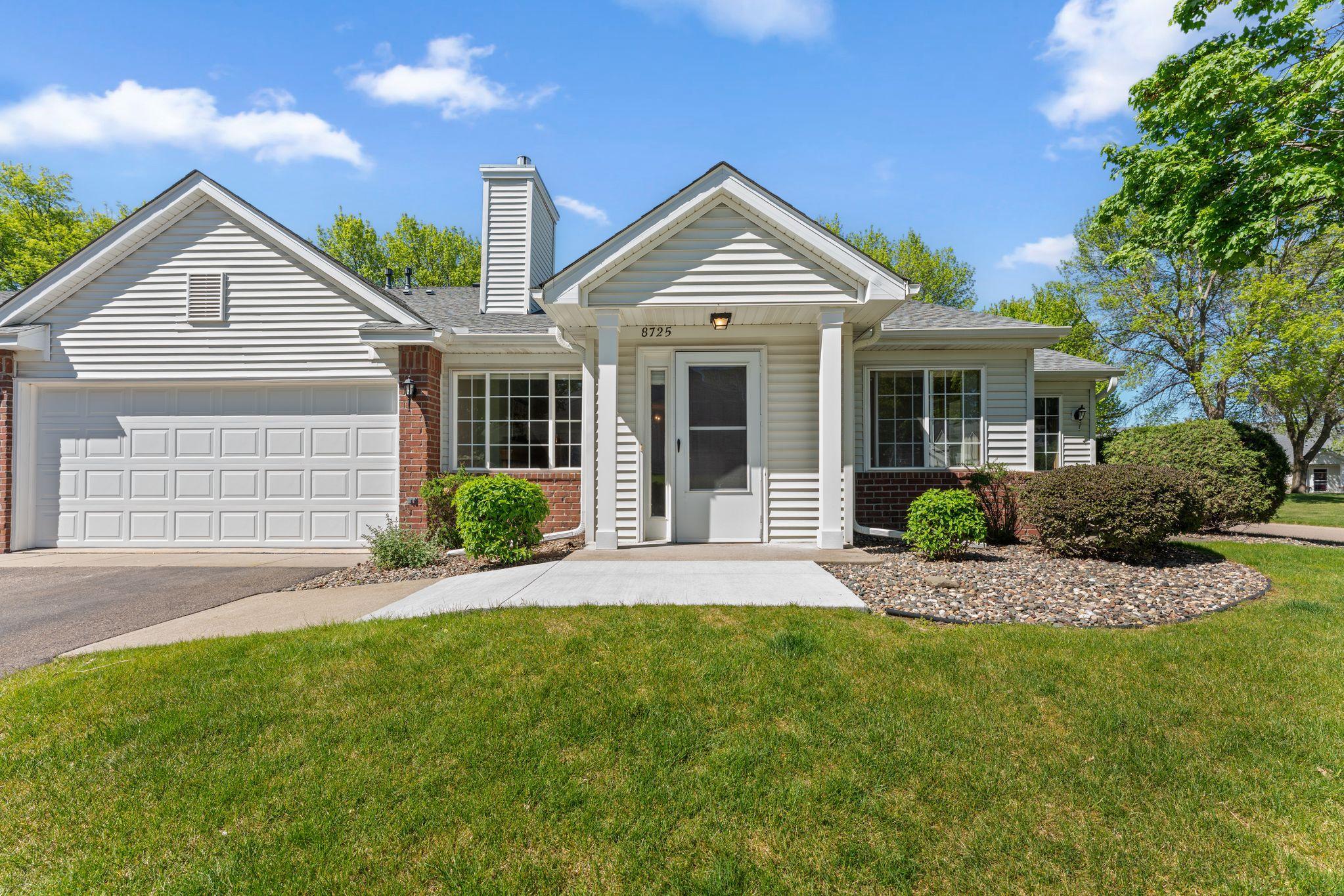 8725 Baxter Way Inver Grove Heights MN 55076