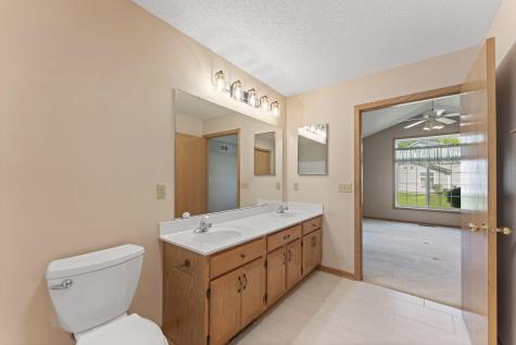 8725 Baxter Way Inver Grove Heights MN 55076
