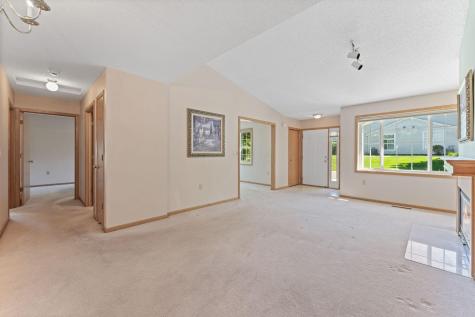 8725 Baxter Way Inver Grove Heights MN 55076