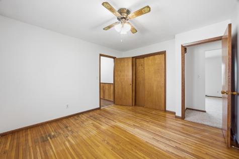 208 10 1/2 Avenue W West Fargo ND 58078
