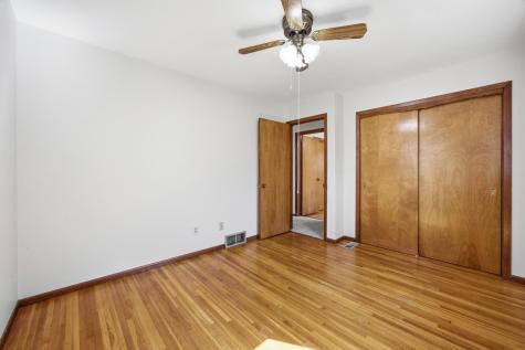 208 10 1/2 Avenue W West Fargo ND 58078