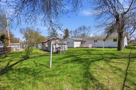208 10 1/2 Avenue W West Fargo ND 58078