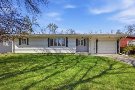 208 10 1/2 Avenue W West Fargo ND 58078