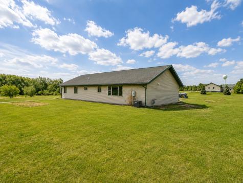 102 10th Avenue Bovey MN 55709