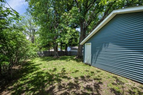 616 Esther Lane Woodbury MN 55125