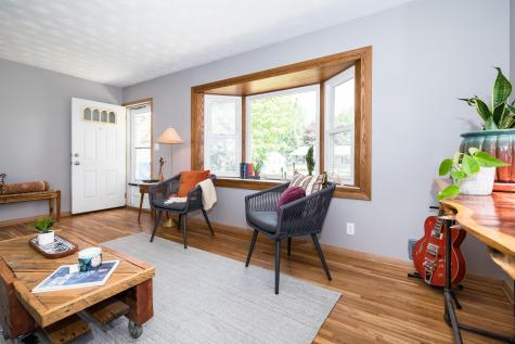 616 Esther Lane Woodbury MN 55125