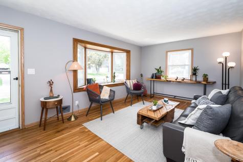 616 Esther Lane Woodbury MN 55125
