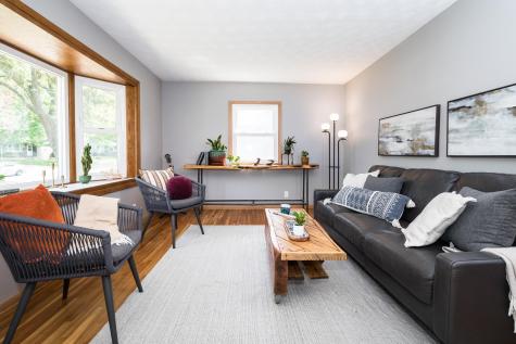 616 Esther Lane Woodbury MN 55125