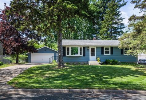 616 Esther Lane Woodbury MN 55125