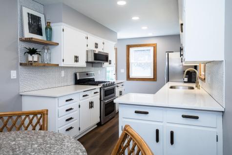 616 Esther Lane Woodbury MN 55125